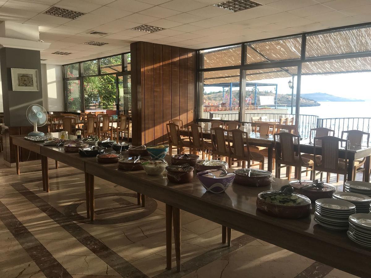 Hotel Leon Foça Eksteriør bilde